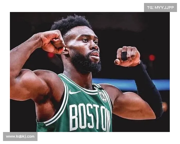 杰伦・布朗 8 号球衣的曼巴传承:从偶像信徒到冠军战士 杰伦・布朗 8 号球衣的曼巴传承:从偶像信徒到冠军战士