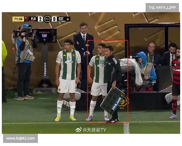 马宁世俱杯首秀硬刚弗拉门戈教练组 执法严明引热议 马宁世俱杯首秀硬刚弗拉门戈教练组 执法严明引热议