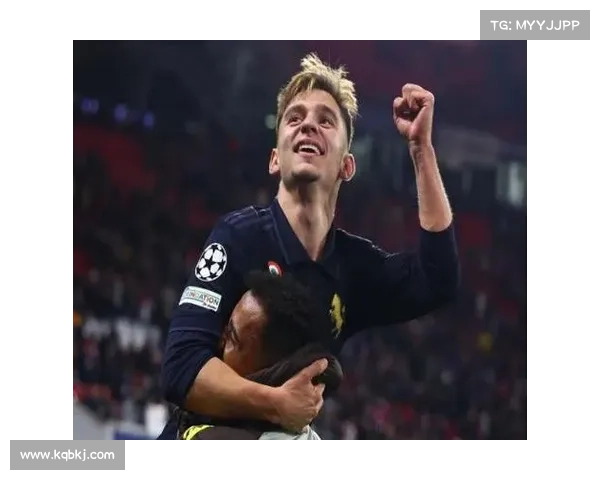 小孔塞桑铁心留尤文拒埃弗顿诱惑,葡媒揭秘转会背后的博弈与父子情 小孔塞桑铁心留尤文拒埃弗顿诱惑,葡媒揭秘转会背后的博弈与父子情